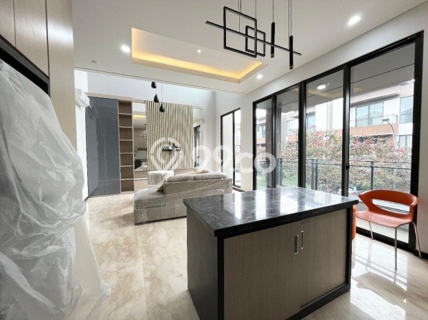 Rumah Cantik Siap Pakai Di BSD Luas 208m2 Lokasi Strategis Rumah Cantik Siap Pakai Di BSD Luas 208m2 Lokasi Strategis