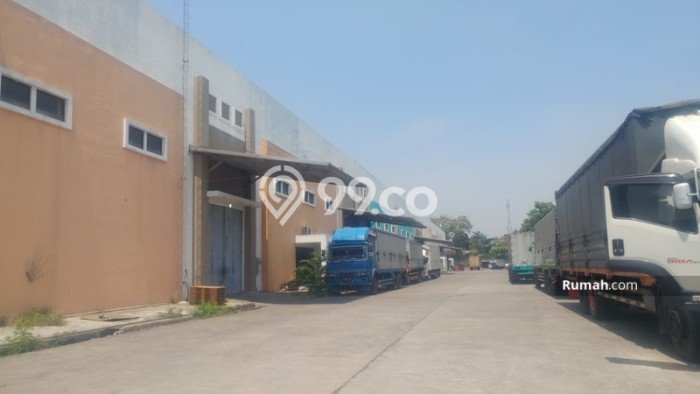 Gudang disewakan lokasi strategis Cikarang Barat Bekasi 1518m2 Gudang disewakan lokasi strategis Cikarang Barat Bekasi 1518m2