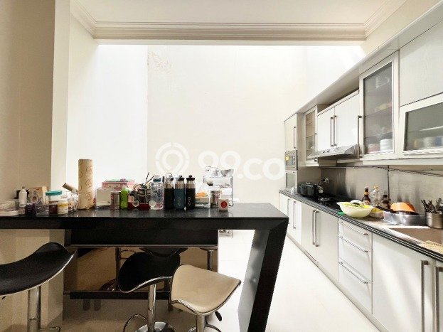 Jual Rumah Luas Elegan Dengan View Cantik di Gading Serpong, Tangerang Jual Rumah Luas Elegan Dengan View Cantik di Gading Serpong, Tangerang