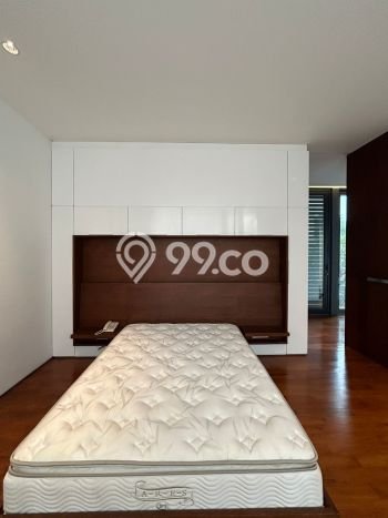 Dijual Rumah Luas Megah Dengan View Cantik di Gading Serpong, Tangerang Dijual Rumah Luas Megah Dengan View Cantik di Gading Serpong, Tangerang