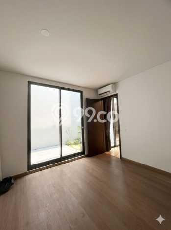 Hunian Mewah Siap Huni LT 136m2 di BSD, Tangerang Selatan Hunian Mewah Siap Huni LT 136m2 di BSD, Tangerang Selatan