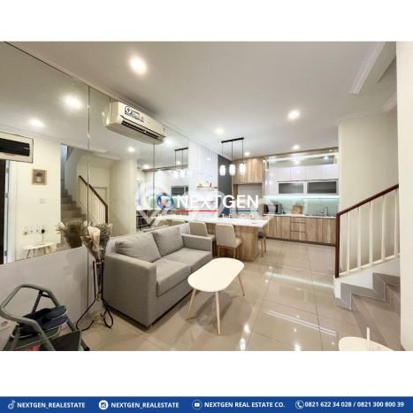 Rumah area Cihuni, 3 KT, Dekat Universitas, LT 84m2m² LB 90m2m² Rumah area Cihuni, 3 KT, Dekat Universitas, LT 84m2m² LB 90m2m²