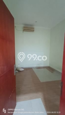 Hunian Elit LB 200m2 Siap Huni Desain Elegan di Tomang, Jakarta Barat Hunian Elit LB 200m2 Siap Huni Desain Elegan di Tomang, Jakarta Barat