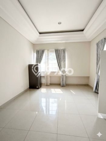 Lokasi terbaik! Rumah siap pakai disewakan di BSD LB 260m2 Lokasi terbaik! Rumah siap pakai disewakan di BSD LB 260m2