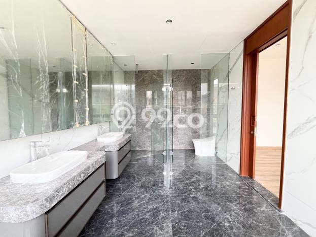 Hunian Mewah Dijual LT 570m2 di BSD, Tangerang Selatan Hunian Mewah Dijual LT 570m2 di BSD, Tangerang Selatan