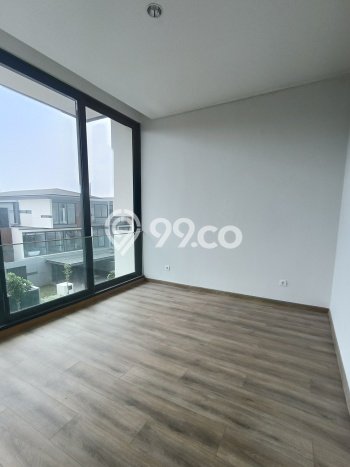 Siap Huni Hunian Elit 5 Kamar di BSD Dekat ke Mana Pun Siap Huni Hunian Elit 5 Kamar di BSD Dekat ke Mana Pun
