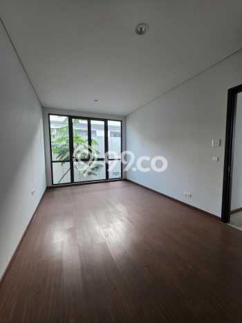 Rumah Elit LB 337m2 Siap Huni Desain Elegan di BSD, Tangerang Rumah Elit LB 337m2 Siap Huni Desain Elegan di BSD, Tangerang