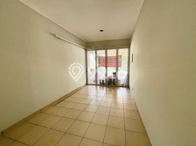 Dijual Rumah Luas Elegan Dengan View Eksklusif di Bekasi, Bekasi Dijual Rumah Luas Elegan Dengan View Eksklusif di Bekasi, Bekasi