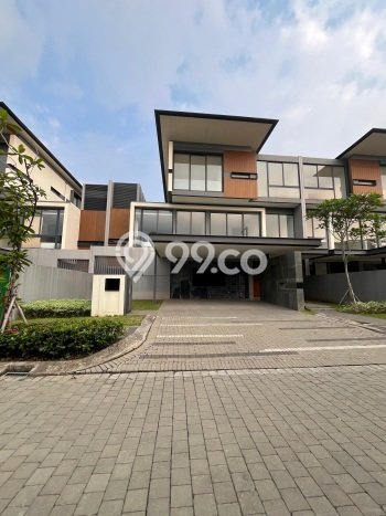 Siap Huni Hunian Elit 5 Kamar di BSD Dekat ke Mana Pun Siap Huni Hunian Elit 5 Kamar di BSD Dekat ke Mana Pun