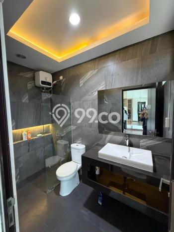 Rumah Luas Asri 4 KT Siap Pakai di Gading Serpong Tangerang Rumah Luas Asri 4 KT Siap Pakai di Gading Serpong Tangerang