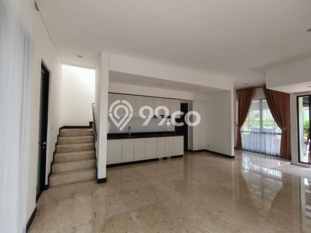 Rumah Bagus Siap Huni Di BSD Luas 118m2 Aman Rumah Bagus Siap Huni Di BSD Luas 118m2 Aman