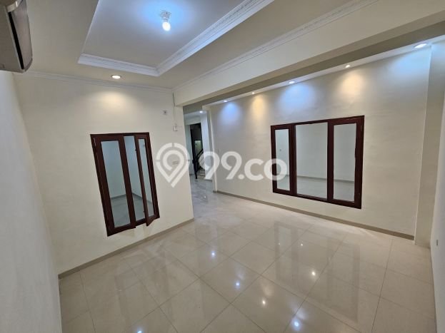 Jarang Ada! Rumah Kontrakan 4 Kamar Bagus Siap Huni Alam Sutera Jarang Ada! Rumah Kontrakan 4 Kamar Bagus Siap Huni Alam Sutera