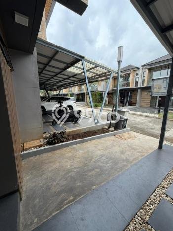 Rumah Luas Asri 4 KT Siap Pakai di Gading Serpong Tangerang Rumah Luas Asri 4 KT Siap Pakai di Gading Serpong Tangerang
