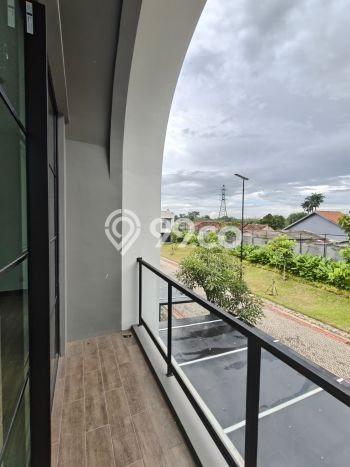 Rumah Bagus Siap Huni Di BSD Luas 118m2 Aman Rumah Bagus Siap Huni Di BSD Luas 118m2 Aman