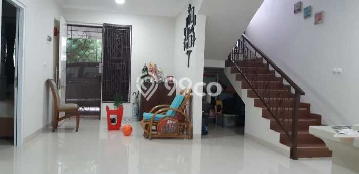 Rumah Elit LB 180m2 Siap Pakai Desain Elegan di Gading Serpong, Tangerang Rumah Elit LB 180m2 Siap Pakai Desain Elegan di Gading Serpong, Tangerang