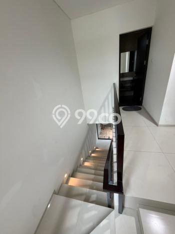 Rumah Luas Asri 4 KT Siap Pakai di Gading Serpong Tangerang Rumah Luas Asri 4 KT Siap Pakai di Gading Serpong Tangerang
