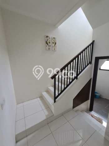 Disewakan Segera Rumah Kondisi Baik di Area BSD, Tangerang Selatan Disewakan Segera Rumah Kondisi Baik di Area BSD, Tangerang Selatan