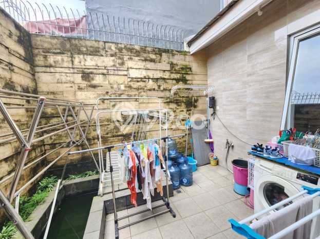Rumah Strategis Modern Lb 70m2 di BSD, Tangerang Selatan Rumah Strategis Modern Lb 70m2 di BSD, Tangerang Selatan