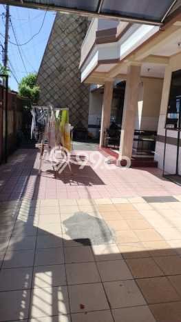 HARGA SPECIAL! Rumah Asri di Dukuh Pakis, Surabaya, Luas 315m2m² Bangunan 400m2m² BISA KPR! HARGA SPECIAL! Rumah Asri di Dukuh Pakis, Surabaya, Luas 315m2m² Bangunan 400m2m² BISA KPR!