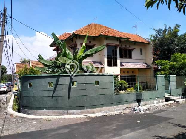 Siap Huni Hunian Elit 4 Kamar di Sukolilo Dekat ke Mana Pun Siap Huni Hunian Elit 4 Kamar di Sukolilo Dekat ke Mana Pun