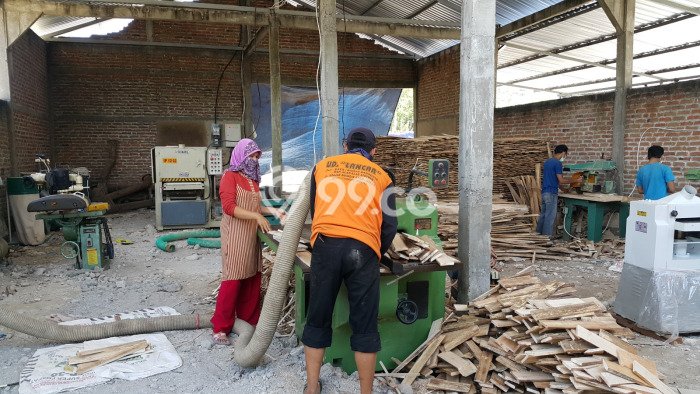 Gudang Dijual di Bangsal LT 4853m2, LB 300m2 untuk Investasi Gudang Dijual di Bangsal LT 4853m2, LB 300m2 untuk Investasi