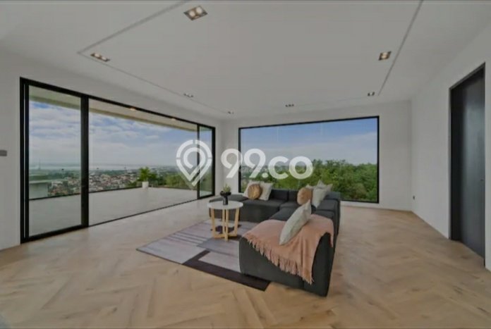 Vila Kawasan Goa Gong, Dimensi 550m², Cocok untuk tempat tinggal keluarga Vila Kawasan Goa Gong, Dimensi 550m², Cocok untuk tempat tinggal keluarga