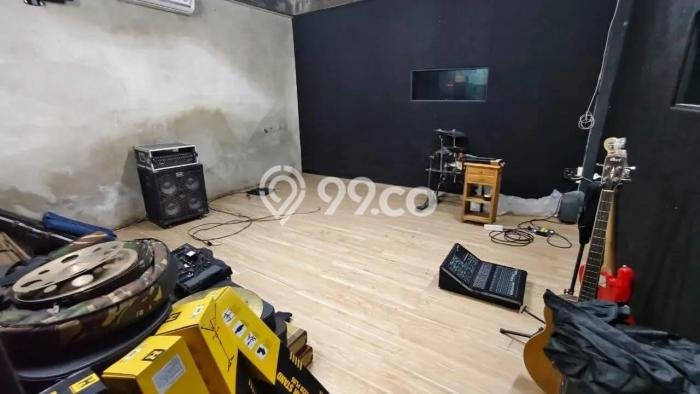 Gudang Bagus Dijual LB 1100m2 Lokasi Strategis Denpasar Area Cocok untuk Bisnis Gudang Bagus Dijual LB 1100m2 Lokasi Strategis Denpasar Area Cocok untuk Bisnis