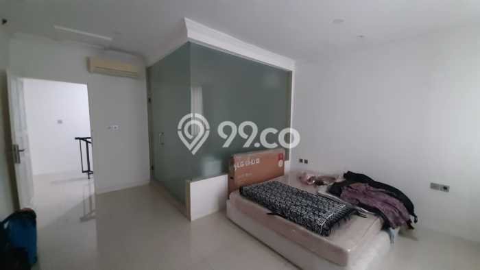 Rumah Elit Modern Siap Huni di Sunter Jakarta Utara Rumah Elit Modern Siap Huni di Sunter Jakarta Utara