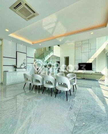 Rumah Elit Modern Tanpa Renovasi di BSD Bukit Golf Tangerang Rumah Elit Modern Tanpa Renovasi di BSD Bukit Golf Tangerang