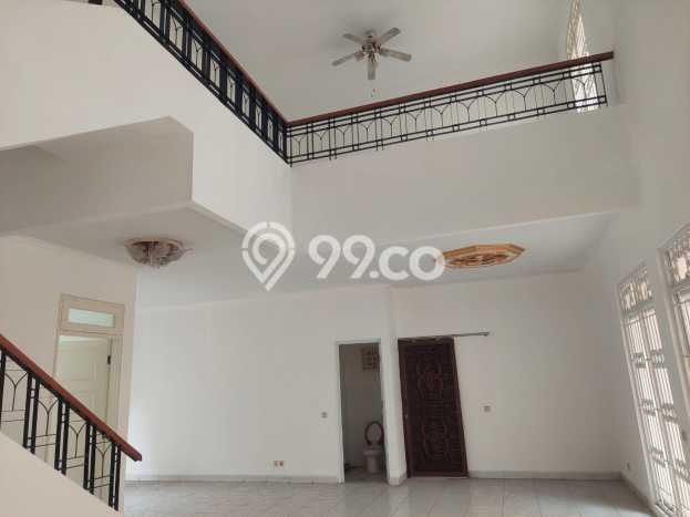 Rumah Elit LB 200m2 Siap Pakai Desain Elegan di BSD Puspita Loka, Tangerang Rumah Elit LB 200m2 Siap Pakai Desain Elegan di BSD Puspita Loka, Tangerang