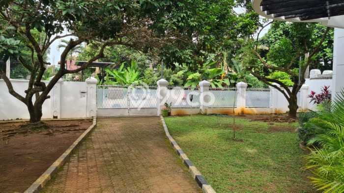 Dijual Rumah Mewah Elegan Dengan View Eksklusif di Lebak Bulus, Jakarta Selatan Dijual Rumah Mewah Elegan Dengan View Eksklusif di Lebak Bulus, Jakarta Selatan
