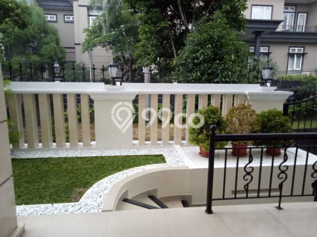 Ready to Use! Luxury House LT 420m2 Desain Elegan di Pondok Indah Ready to Use! Luxury House LT 420m2 Desain Elegan di Pondok Indah