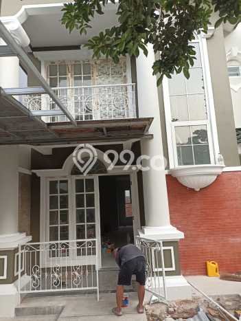 Rumah Mewah LB 180m2 Siap Huni Desain Elegan di BSD Taman Crysant, Tangerang Rumah Mewah LB 180m2 Siap Huni Desain Elegan di BSD Taman Crysant, Tangerang