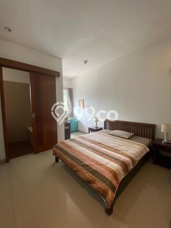 Hunian Elit LB 350m2 Siap Huni Desain Elegan di BSD Sevilla, Tangerang Hunian Elit LB 350m2 Siap Huni Desain Elegan di BSD Sevilla, Tangerang