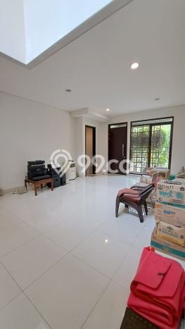 Rumah Luxury Modern Siap Huni di BSD Eminent Tangerang Rumah Luxury Modern Siap Huni di BSD Eminent Tangerang