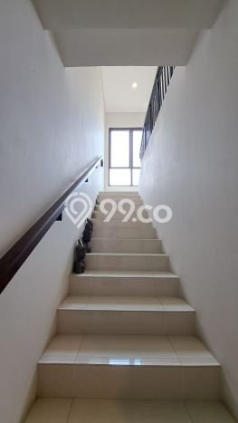 Rumah Luxury Modern Siap Huni di BSD Eminent Tangerang Rumah Luxury Modern Siap Huni di BSD Eminent Tangerang