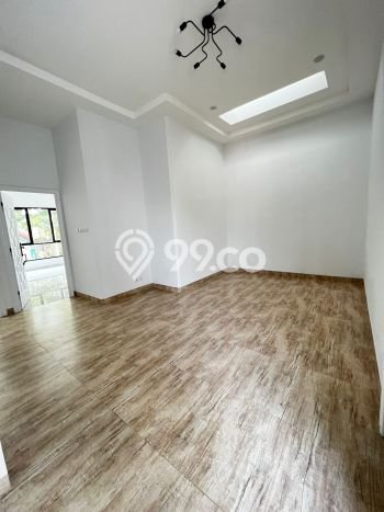 Jual Rumah Mewah Megah Dengan View Eksklusif di BSD Griya Loka, Tangerang Jual Rumah Mewah Megah Dengan View Eksklusif di BSD Griya Loka, Tangerang