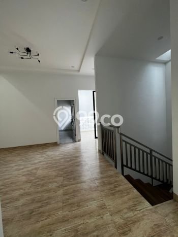 Jual Rumah Mewah Megah Dengan View Eksklusif di BSD Griya Loka, Tangerang Jual Rumah Mewah Megah Dengan View Eksklusif di BSD Griya Loka, Tangerang