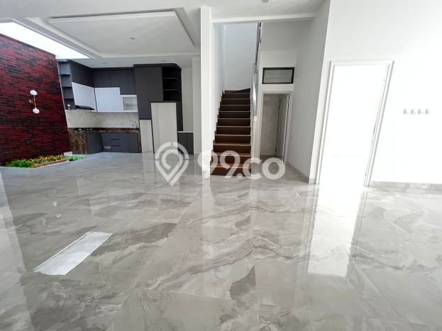 Jual Rumah Mewah Megah Dengan View Eksklusif di BSD Griya Loka, Tangerang Jual Rumah Mewah Megah Dengan View Eksklusif di BSD Griya Loka, Tangerang