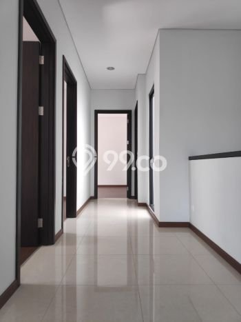 Rumah Elit LB 337m2 Siap Huni Desain Elegan di BSD, Tangerang Rumah Elit LB 337m2 Siap Huni Desain Elegan di BSD, Tangerang