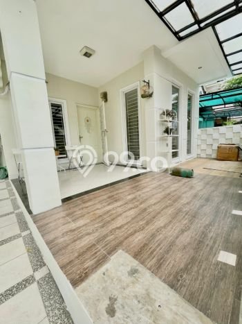 Jual Rumah Eksklusif 2 KT di BSD Kencana Loka, Tangerang Jual Rumah Eksklusif 2 KT di BSD Kencana Loka, Tangerang