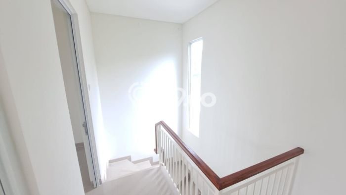 Dijual Rumah Mewah Elegan Dengan View Eksklusif di Gading Serpong, Tangerang Dijual Rumah Mewah Elegan Dengan View Eksklusif di Gading Serpong, Tangerang