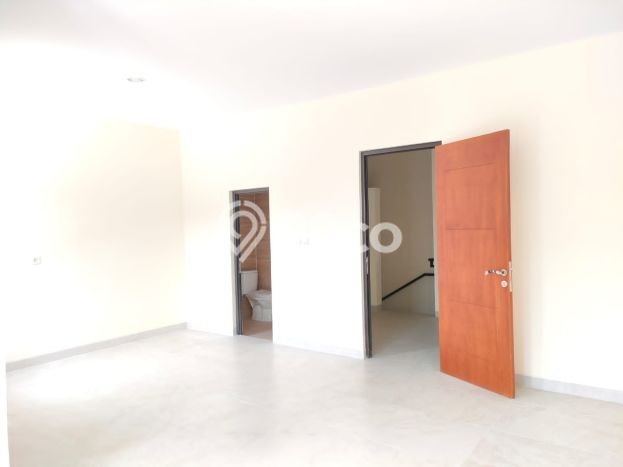 Rumah Modern 3 KT LT 90m2 di Alam Sutera Rumah Modern 3 KT LT 90m2 di Alam Sutera