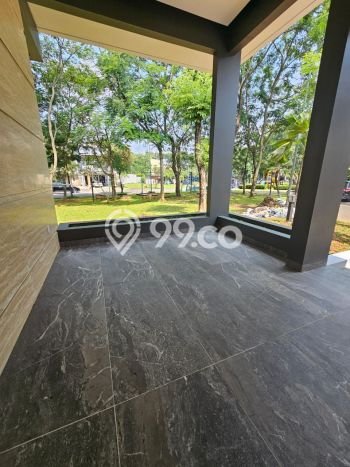 Rumah Mewah LB 325m2 Siap Pakai Desain Elegan di BSD The Icon, Tangerang Rumah Mewah LB 325m2 Siap Pakai Desain Elegan di BSD The Icon, Tangerang