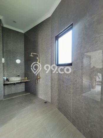 Jual Rumah Mewah Elegan Dengan View Cantik di BSD Giri Loka, Tangerang Jual Rumah Mewah Elegan Dengan View Cantik di BSD Giri Loka, Tangerang