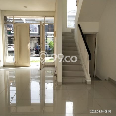 Rumah Elit LB 140m2 Siap Pakai Desain Elegan di BSD Residence One, Tangerang Rumah Elit LB 140m2 Siap Pakai Desain Elegan di BSD Residence One, Tangerang