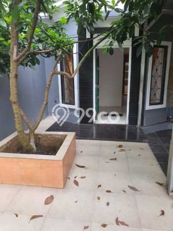 Rumah Luxury Modern Tanpa Renovasi di BSD Kencana Loka Tangerang Rumah Luxury Modern Tanpa Renovasi di BSD Kencana Loka Tangerang