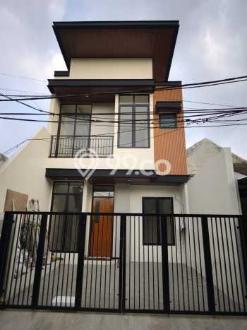 Dijual Rumah Eksklusif 3 KT di BSD Kencana Loka, Tangerang Dijual Rumah Eksklusif 3 KT di BSD Kencana Loka, Tangerang