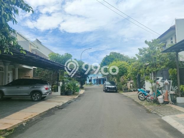 Rumah Mewah LB 250m2 Siap Pakai Desain Elegan di BSD Taman Crysant, Tangerang Rumah Mewah LB 250m2 Siap Pakai Desain Elegan di BSD Taman Crysant, Tangerang