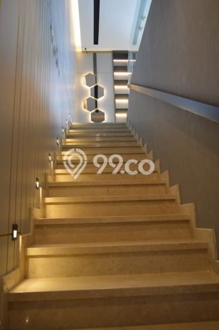For Sale! Luxury House LT 336m2 Desain Elegan di BSD For Sale! Luxury House LT 336m2 Desain Elegan di BSD
